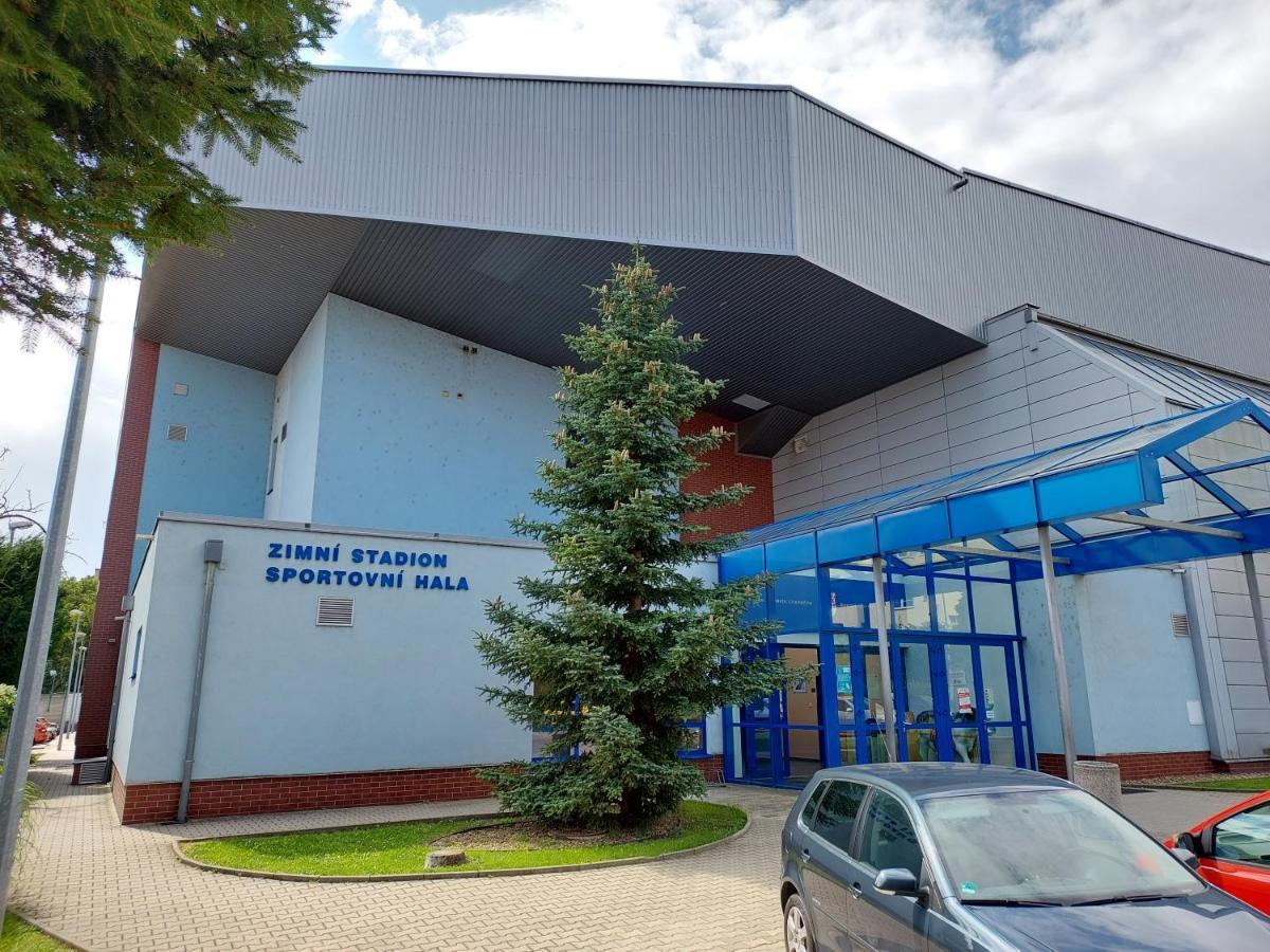 Ubytovna Zimni Stadion Litomerice Exterior photo